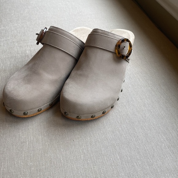 Mia Arturo Low Retro Wood Suede Studded Clogs Size 8 - Picture 7 of 12